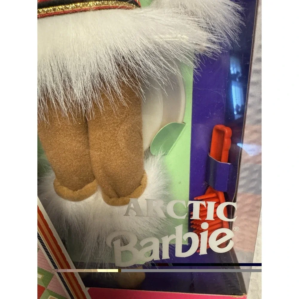 Vintage 1996 Collector Edition Arctic Barbie # 16495 New in Original Box
